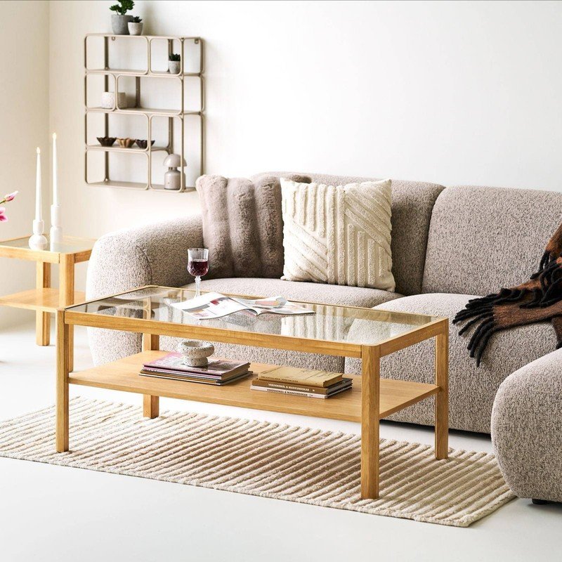 Iedvesma : Dzīvojamā istaba, Dekorācijas