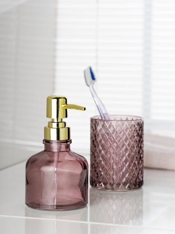 Iedvesma : Vannasistaba, Tīrīšana un organizēšana