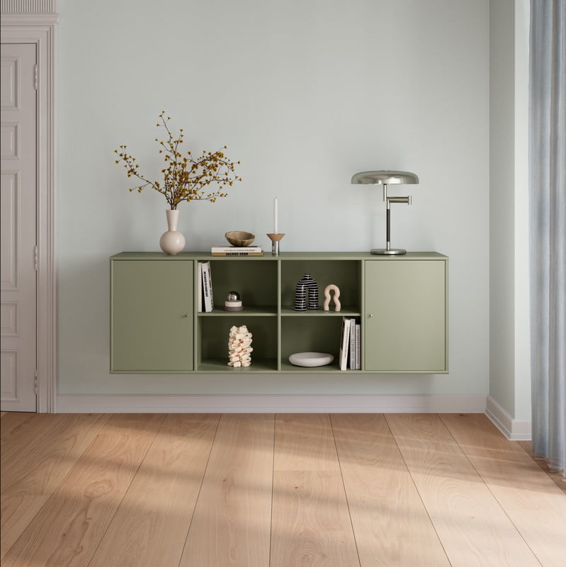 Iedvesma : Priekšnams un garderobe, Dzīvojamā istaba