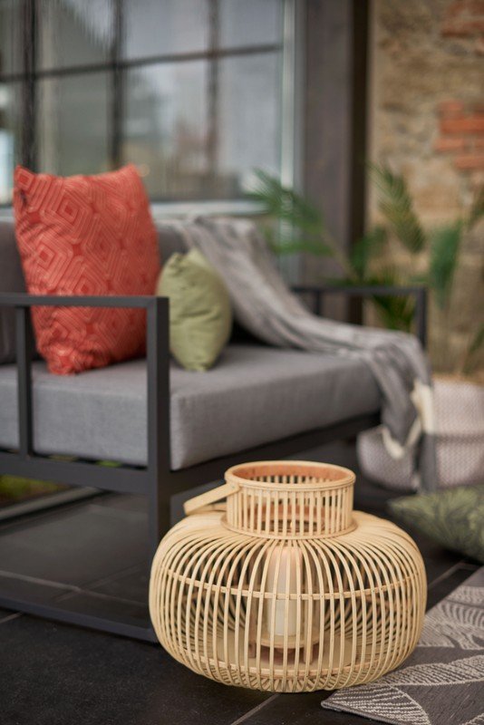 Iedvesma : Dārzs, Āra