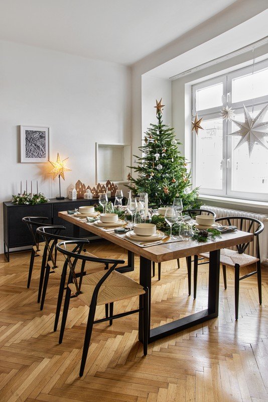 Iedvesma : Ziemassvētki, Ēdamistaba