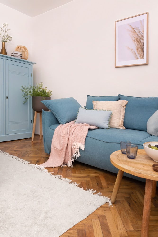 Iedvesma : Dzīvojamā istaba, Romantiskais stils