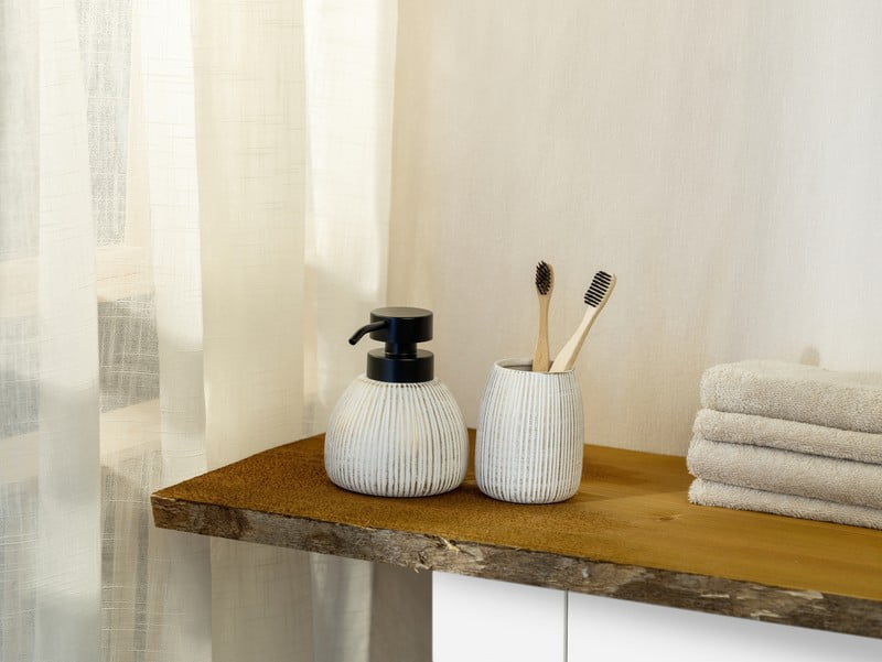 Iedvesma : Vannasistaba, Tīrīšana un organizēšana