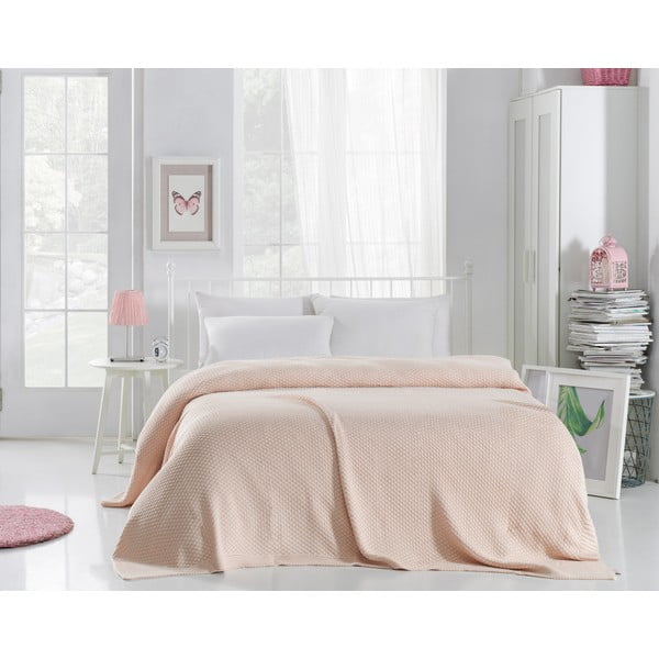 Gaiši rozā gultas pārklājs Silvi, 220 x 240 cm