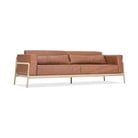 Konjaka brūns bifeļu ādas dīvāns ar masīvkoka konstrukciju Gazzda Fawn, 240 cm