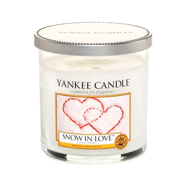 Aromātiskā svece Yankee Candle Snowy with Love, degšanas laiks 30 - 40 stundas